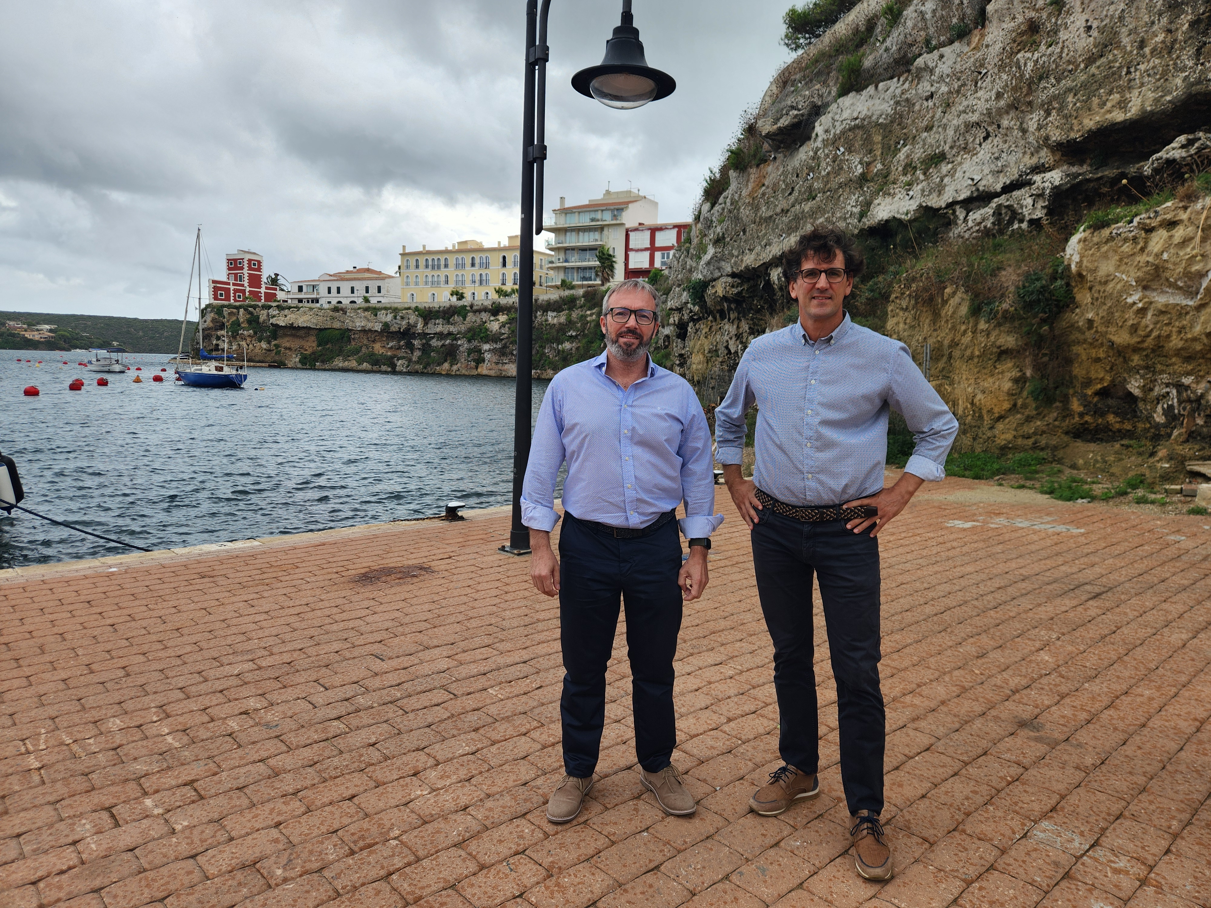 La APB reanuda las obras de la pasarela que conectará Cala Corb con el muelle d’en Pons en el puerto de Maó