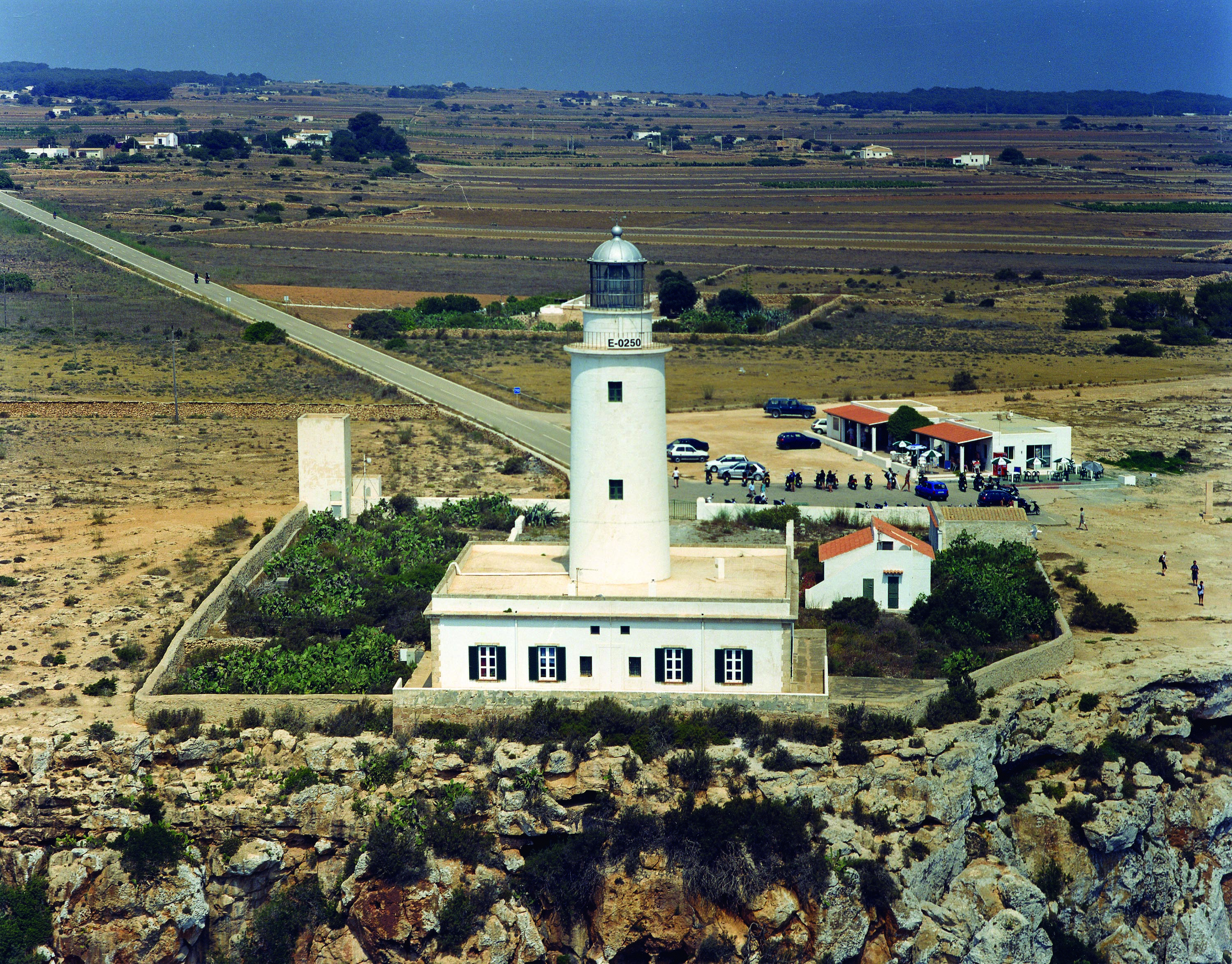 Die APB schreibt die Ausschreibung für den Betrieb einer Bar im Leuchtturm Far de la Mola auf Formentera aus