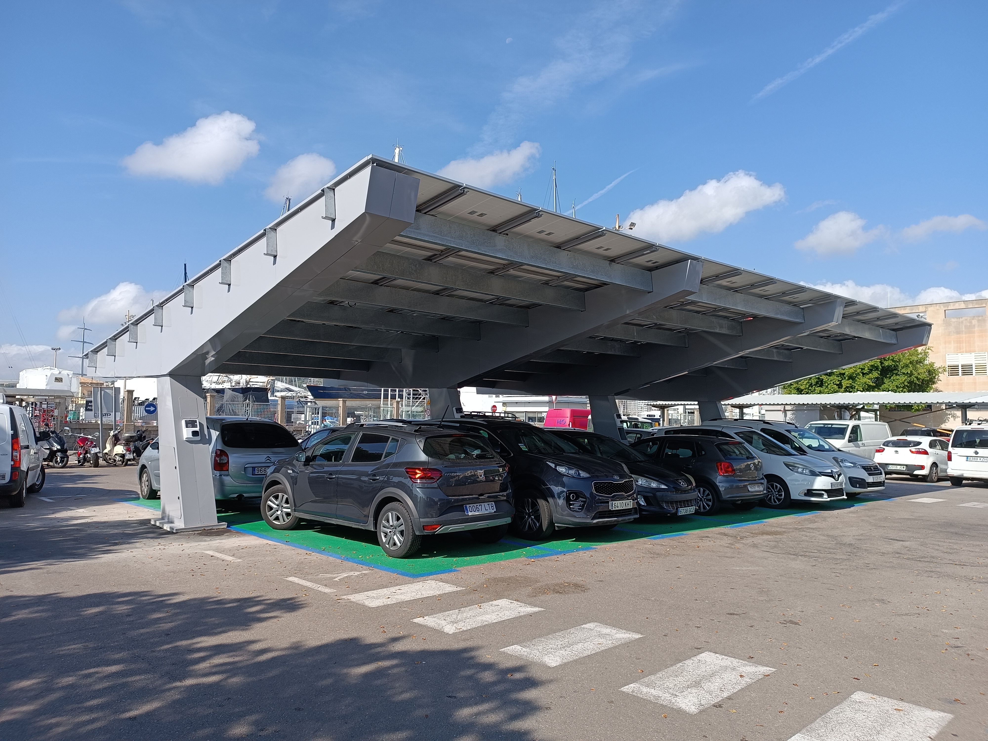 The APB is enhancing electric mobility at its ports by introducing new photovoltaic canopies for car parks and adding charging points