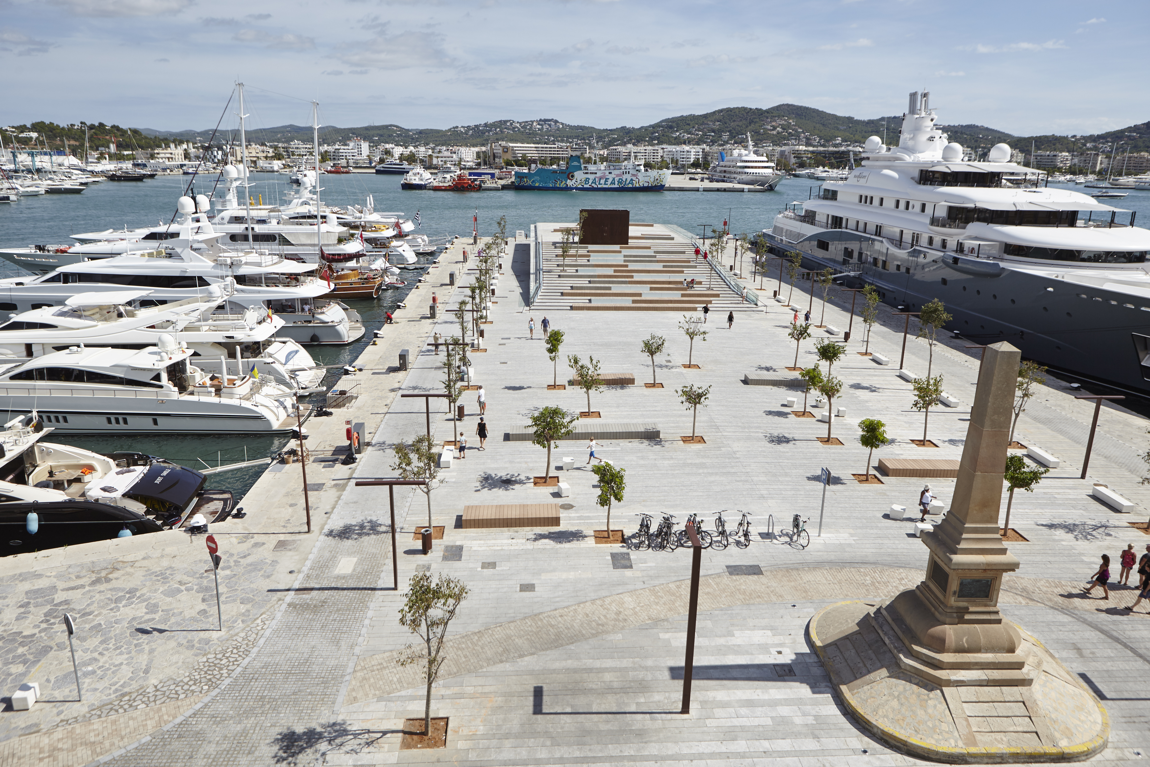 The APB awards Igy Gestora Marinas Spain the management of the moorings for large vessels in the Levante basin of the port of Eivissa